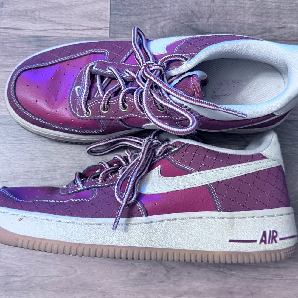 Nike Air Force 1 Red & White Sneakers
